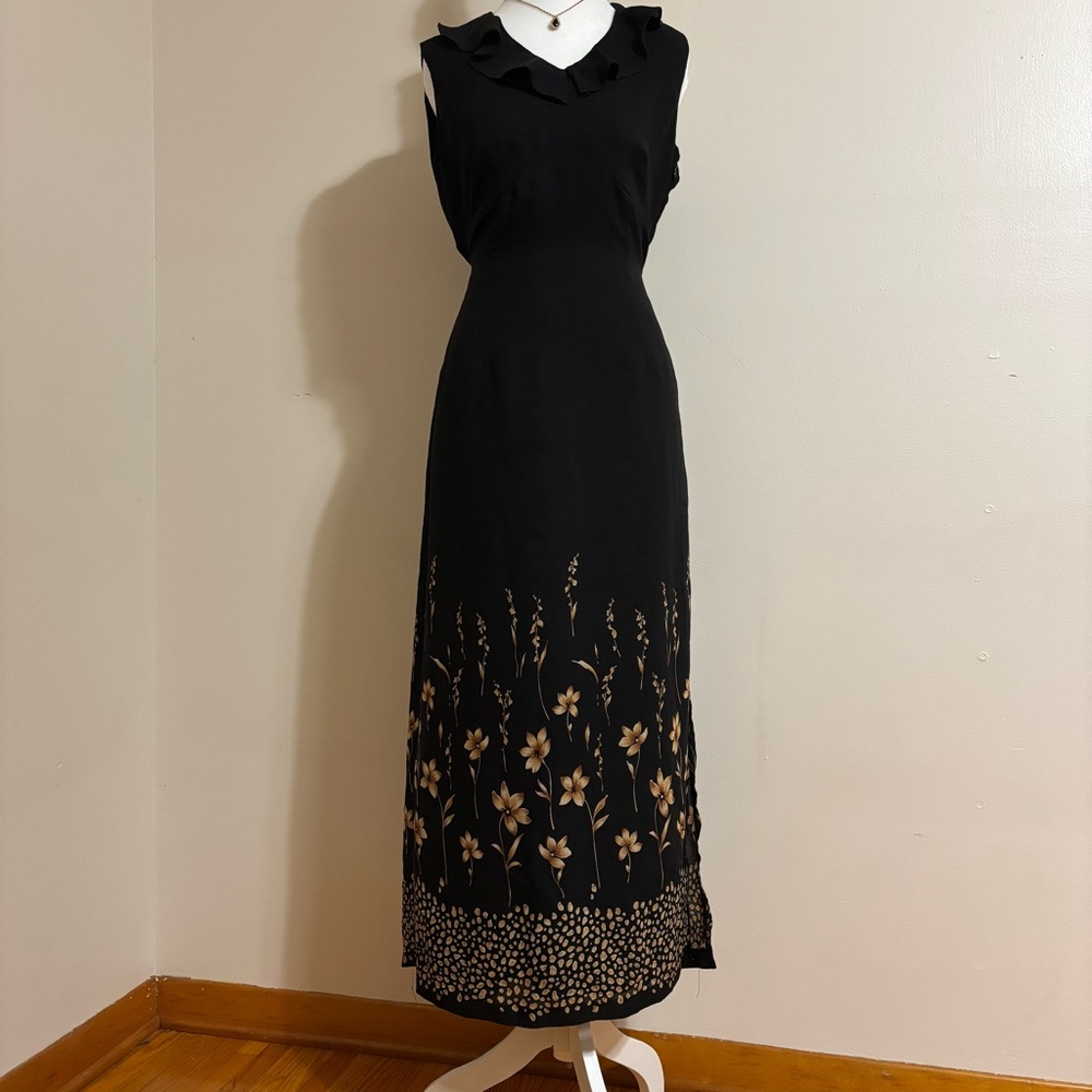 Elegant Black Floral Maxi Dress